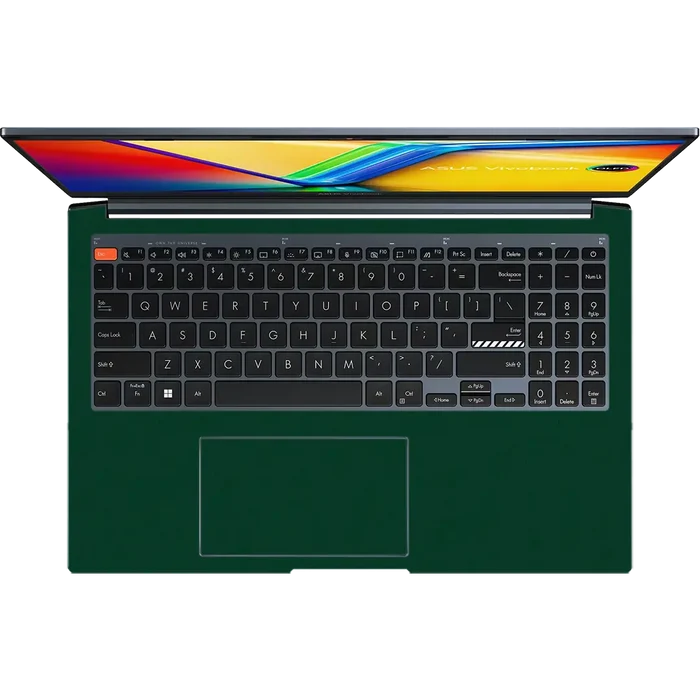 Essential / Pine Green