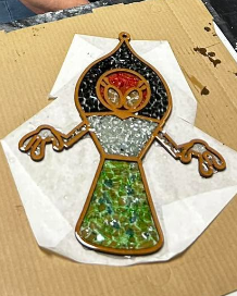 DIY Braxxie Crushed Glass Suncatcher
