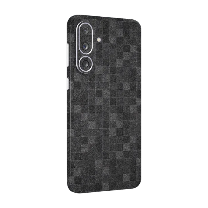 Full Back / Pixels Dark