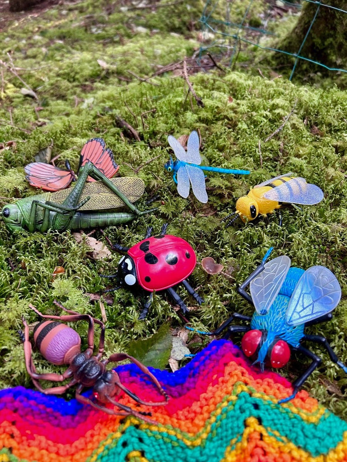Jumbo Insects