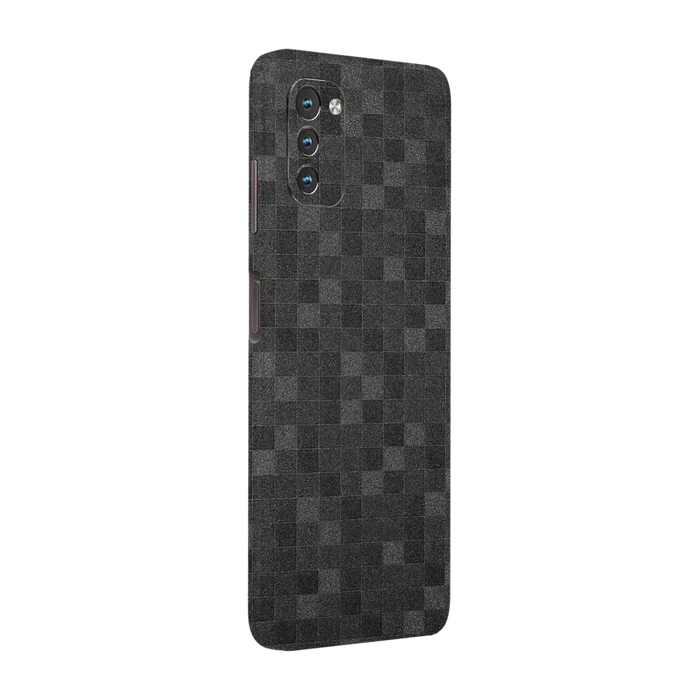 Full Back / Pixels Dark