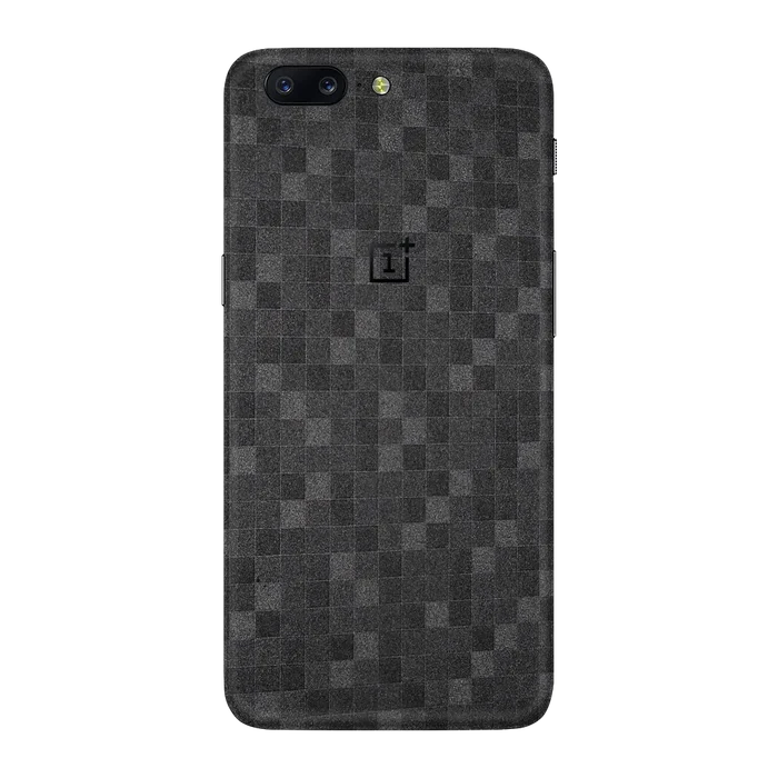 Full Back / Pixels Dark