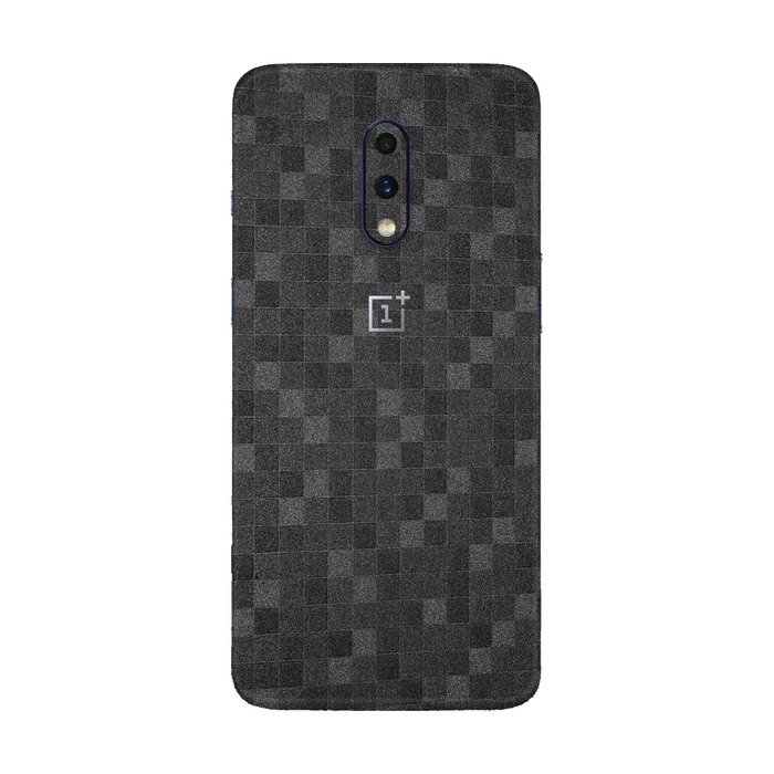 Full Back / Pixels Dark