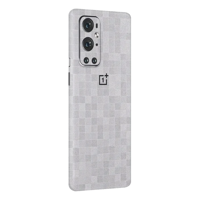 Full Back / Pixels Light