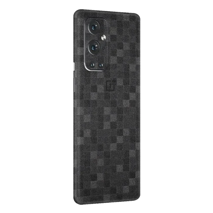 Full Back / Pixels Dark