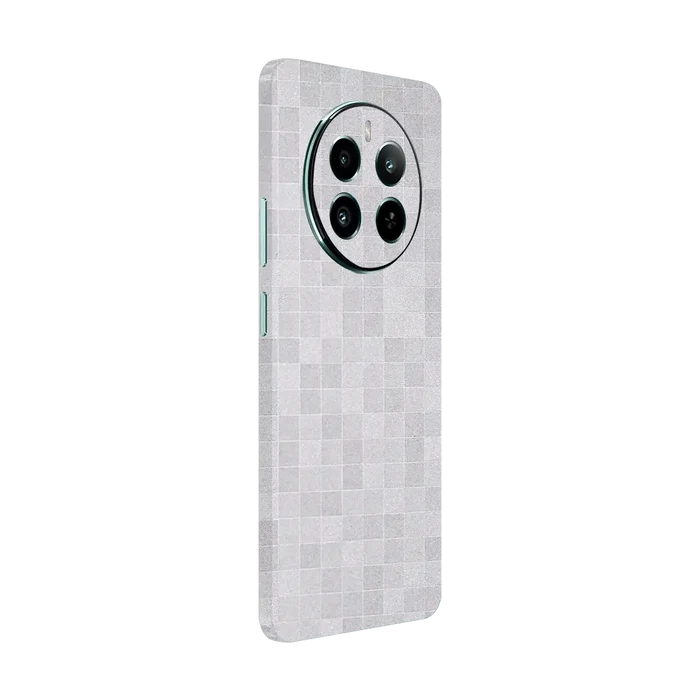 Full Back / Pixels Light
