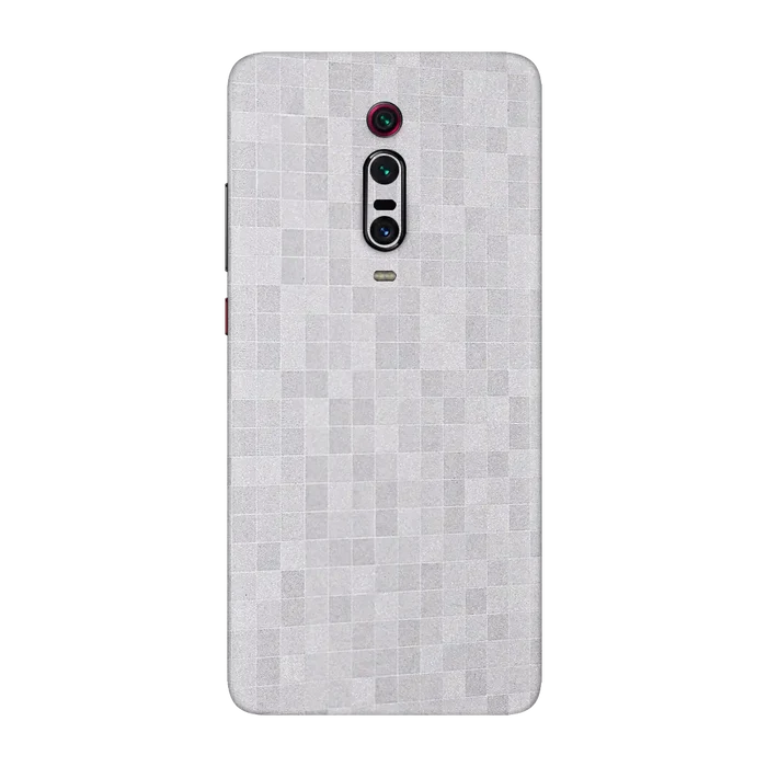 Full Back / Pixels Light