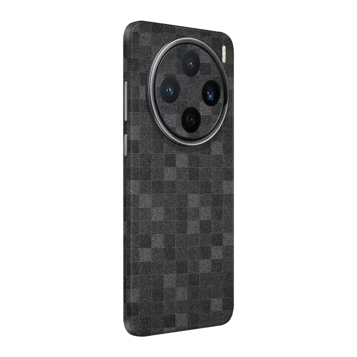 Full Back / Pixels Dark