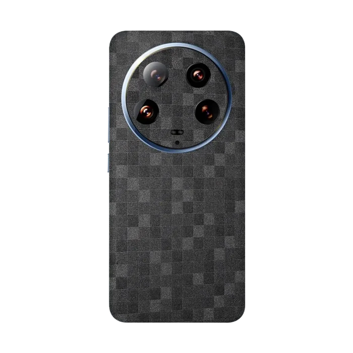 Full Back / Pixels Dark