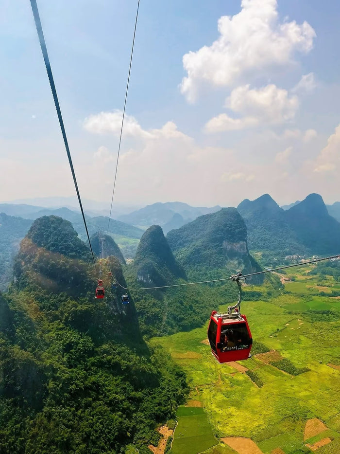 Cable car at Ruyi Peak Scenic Area in Yangshuo